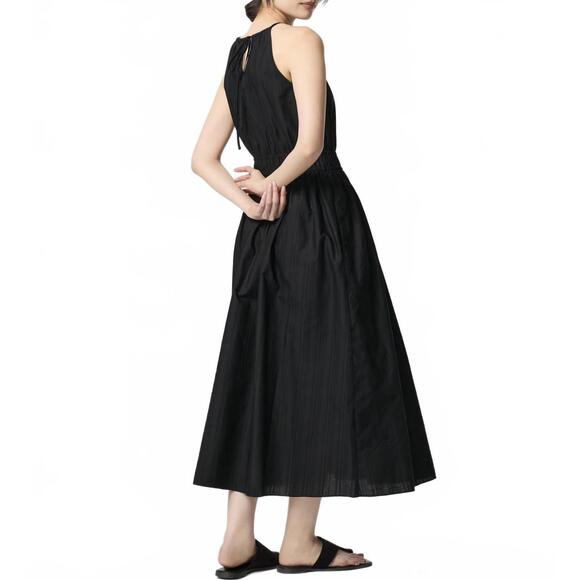Uniqlo 100% Cotton Halter Neck Dress Black NWT XS Uniqlo 100% Cotton Halter Neck Dress Black NWT XS